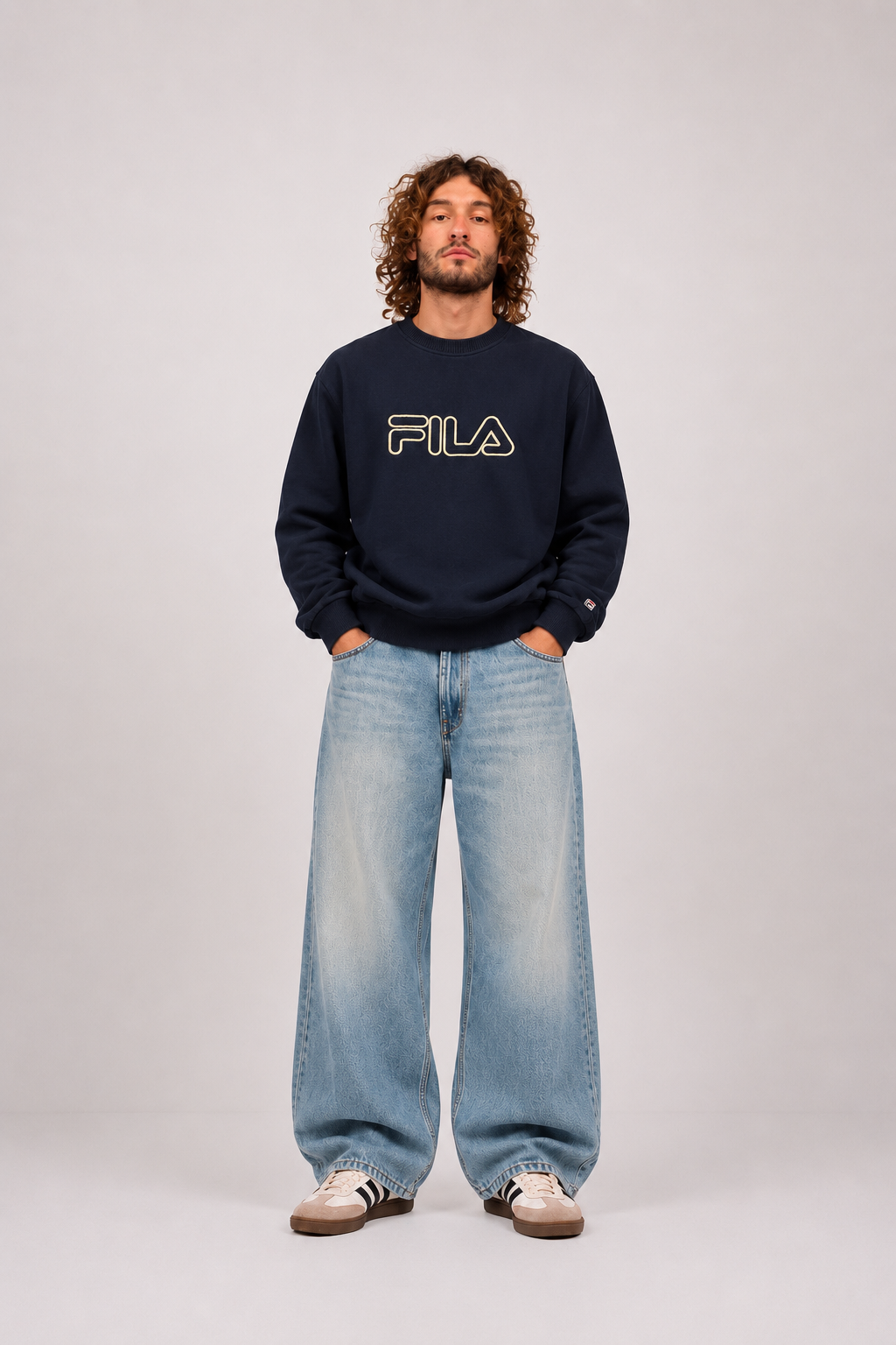 Vintage 90's Fila Sweatshirt Big Logo (L)