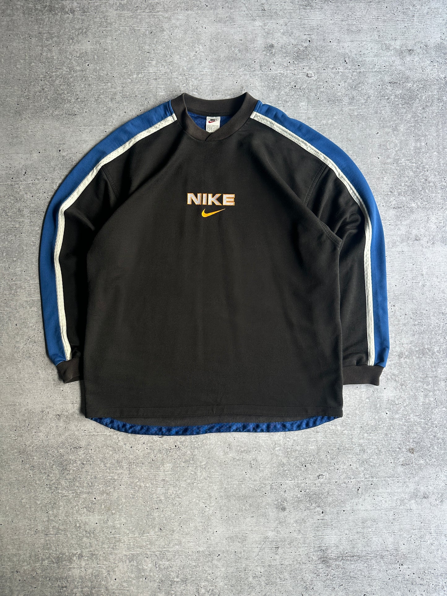 Nike 90s Embroidered Sweater Oversized (XL)