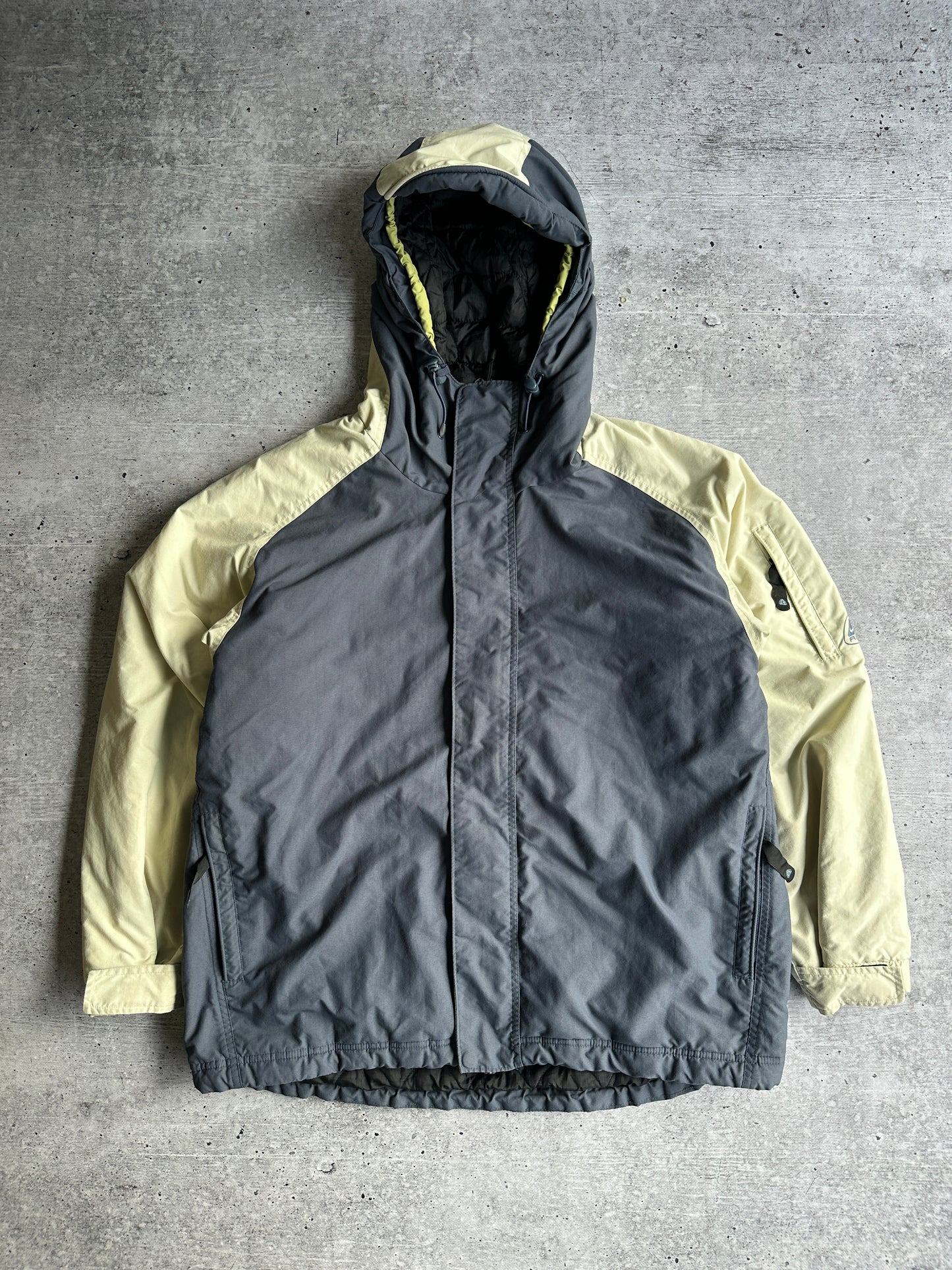 Nike ACG Rare Vintage Jacket (L)