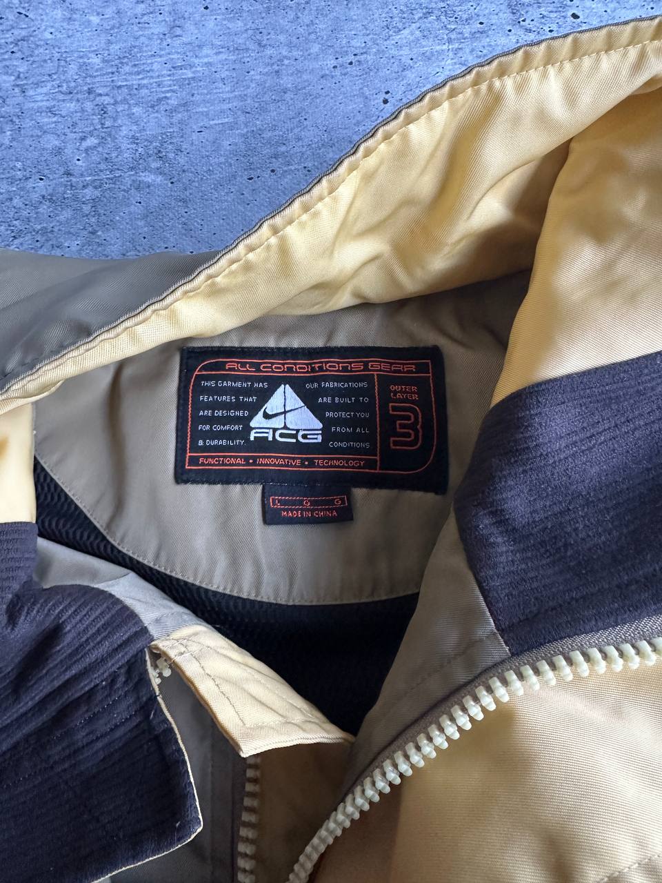 Nike ACG Rare Vintage Jacket (L)