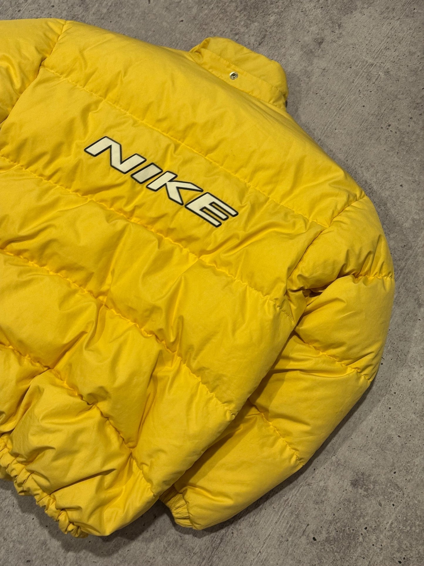 Nike Puffer Jacket (M)